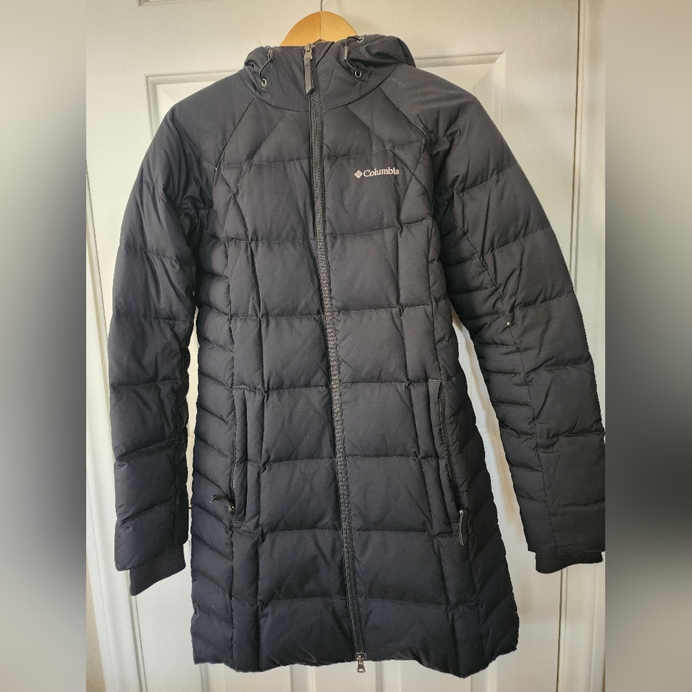 Columbia Women's Black Hooded Puffer Coat